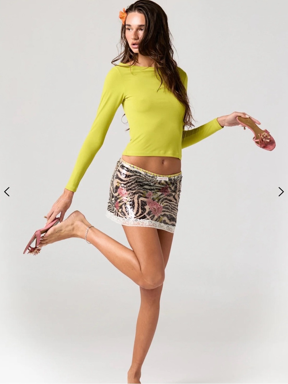 Hand Over Ralph Skirt - Picture 4 of 4